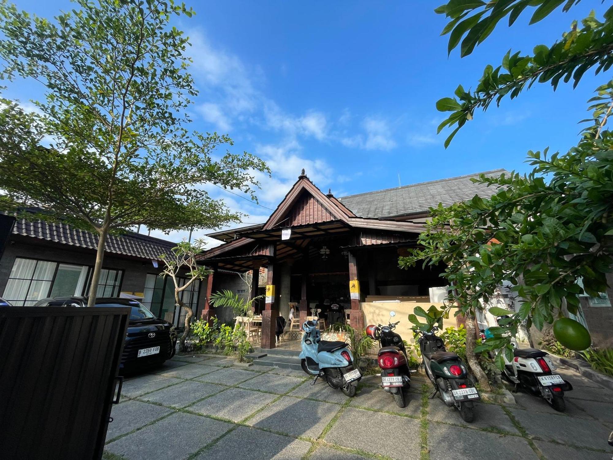 Nivaluma Hotel อูบุด ภายนอก รูปภาพ